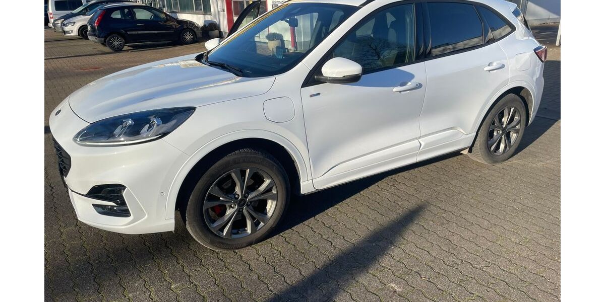 Ford Kuga 40.300 km 32.990 &euro; Elmshorn 25335