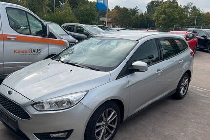 Ford Focus 170.000 km 2.550 &euro; Detmold 32758
