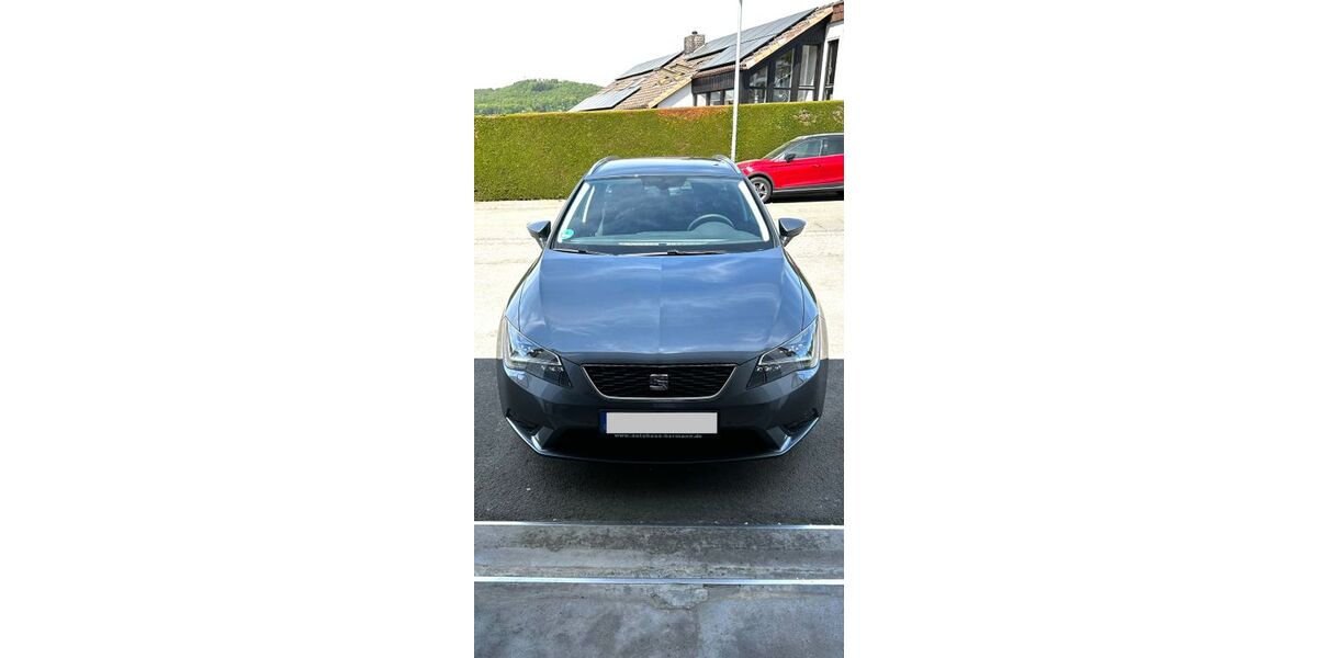 Seat Leon 55.000 km 13.500 &euro; Hameln 31789
