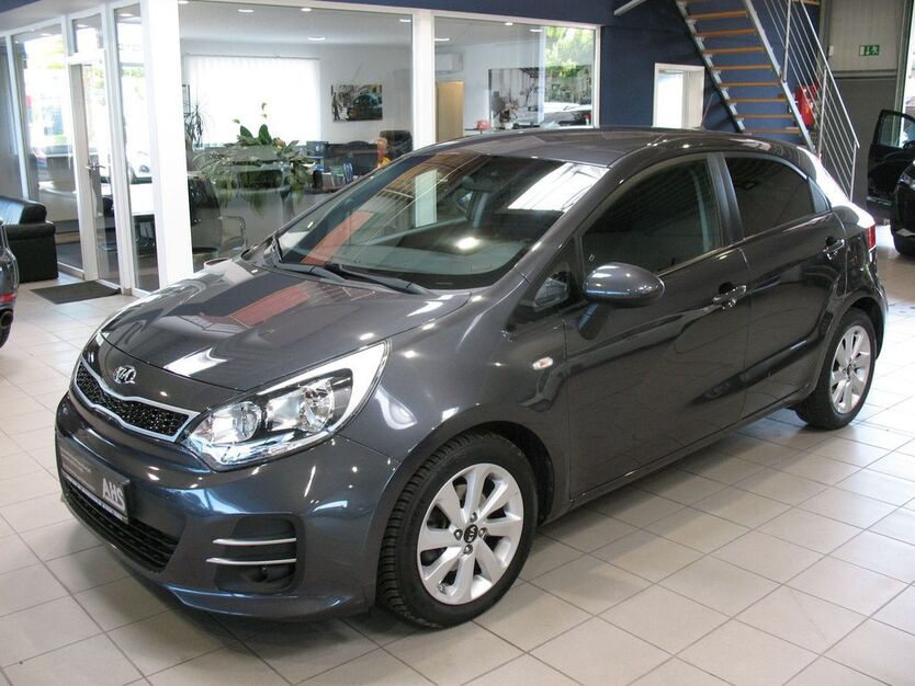 Kia Rio 57.200 km 10.990 € Dülmen 48249