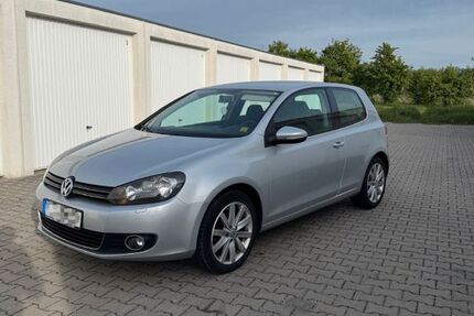 VW Golf 193.000 km 2.590 &euro; Mannheim 68305