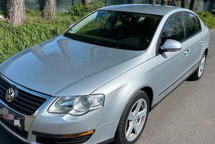 VW Passat 121.600 km 4.450 &euro; köln 50739