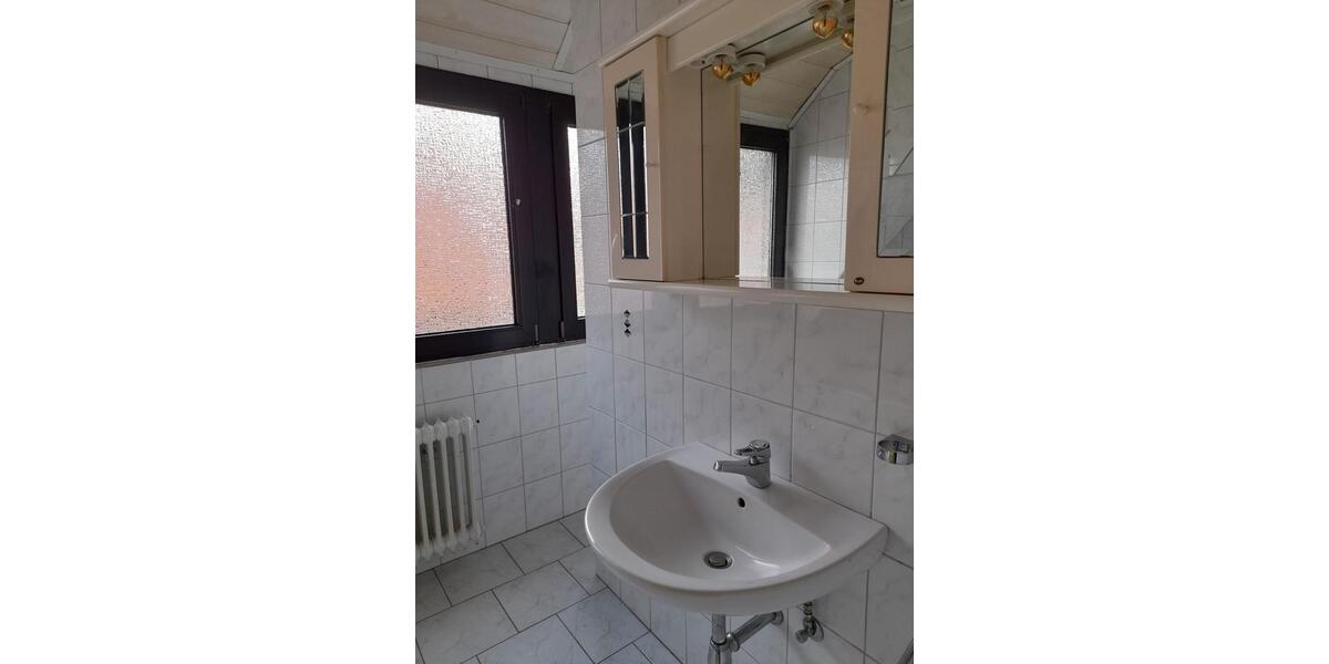 Etagenwohnung Papenburg - 3 Zimmer, 100 m&sup2;, 760&euro; | Angebot:26406047