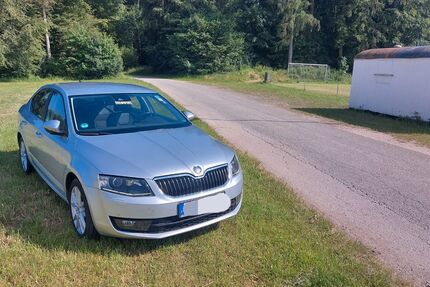 Skoda Octavia 140.000 km 7.600 &euro; Messkirch 88605