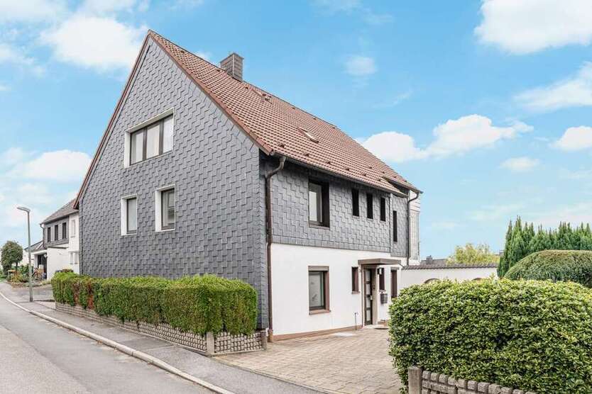 Haus zum Kaufen in Essen Burgaltendorf 537.000 € 262 m²