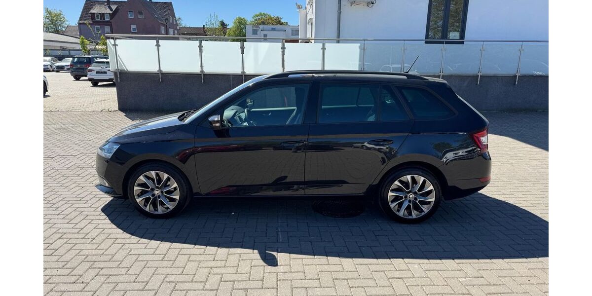 Skoda Fabia 220.558 km 7.999 &euro; Salzgitter-Lebenstedt 38226