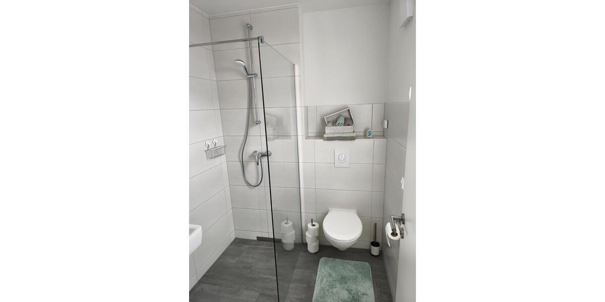 Reihenhaus Bernau bei Berlin - 3 Zimmer, 80 m&sup2;, 1.250&euro; | Angebot:25391806