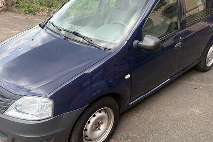 Dacia Logan 77.500 km 2.499 &euro; Freudenberg 97896