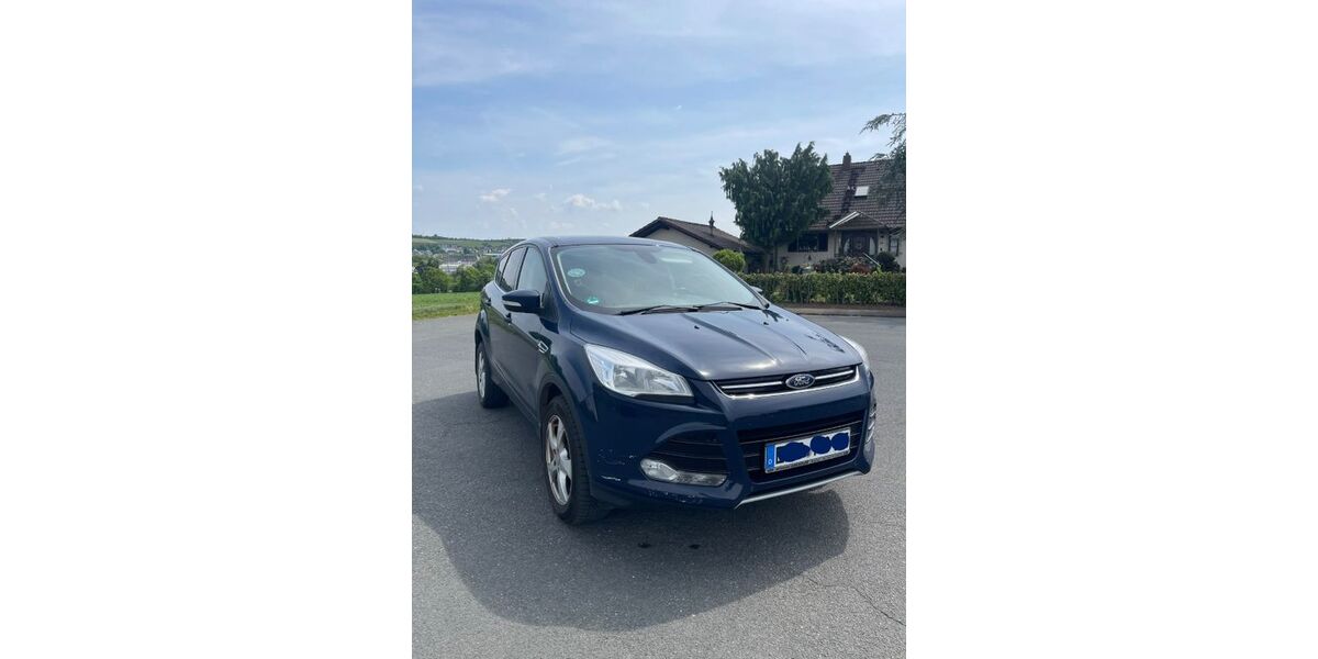 Ford Kuga 254.000 km 5.460 &euro; Bogel 56357