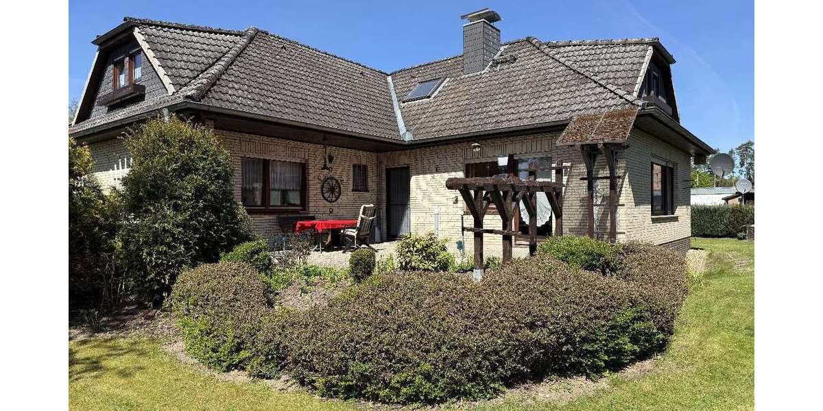 Einfamilienhaus Höfer Höfer - 7 Zimmer, 189 m&sup2;, 305.000&euro; | Angebot:20587091