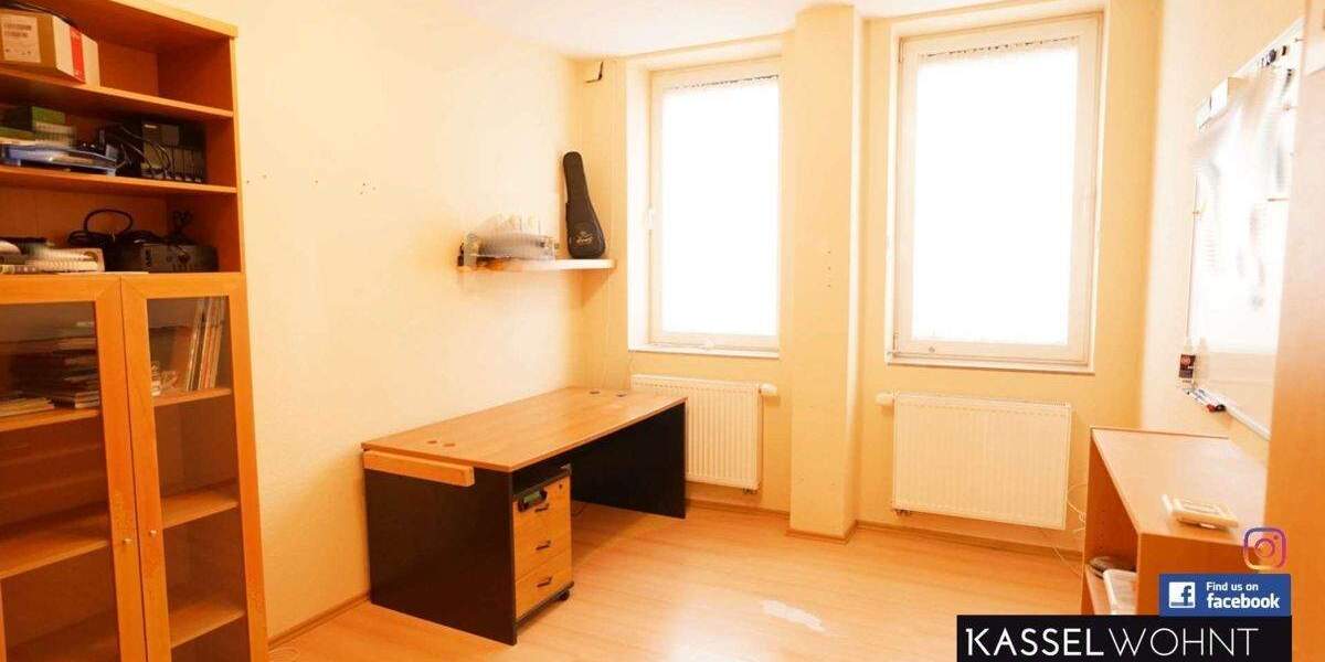 Etagenwohnung Kassel Mitte - 4 Zimmer, 120 m&sup2;, 295.000&euro; | Angebot:25628462