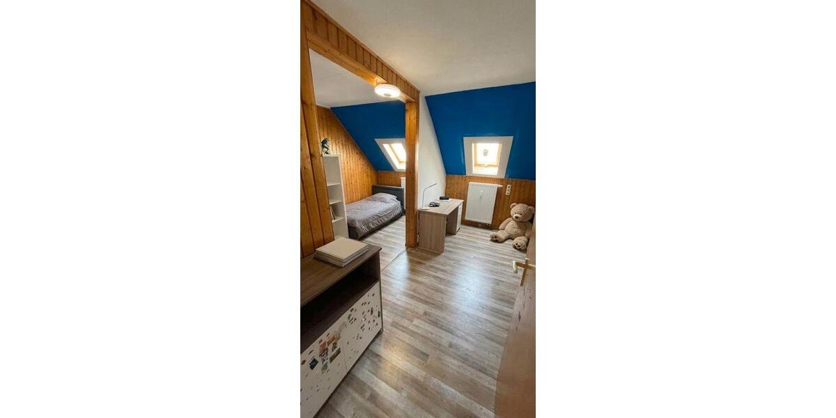 Doppelhaushälfte Pforzheim Eutingen - 7 Zimmer, 152 m&sup2;, 450.000&euro; | Angebot:26703475