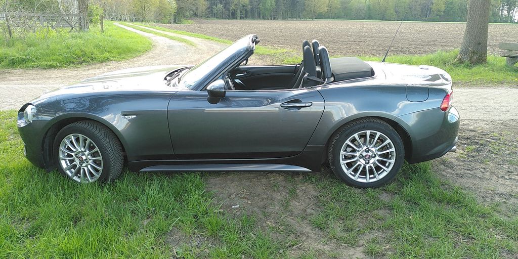 Fiat 124 Spider 88.500 km 14.600 &euro; Harsefeld 21698
