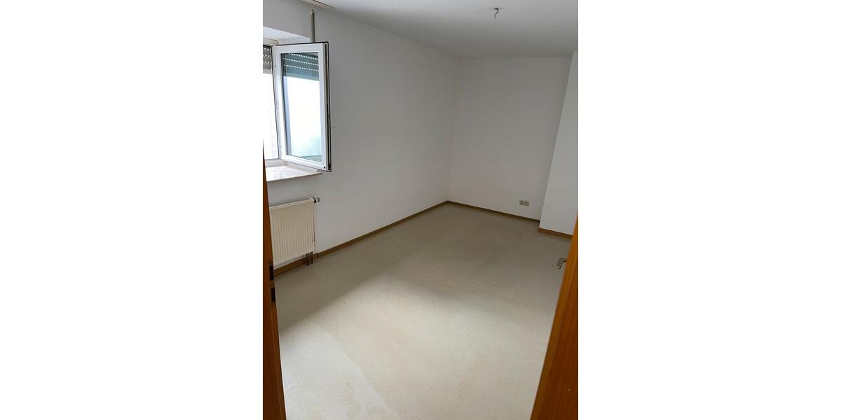 Erdgeschoßwohnung Nonnweiler - 3 Zimmer, 75 m&sup2;, 700&euro; | Angebot:26378303