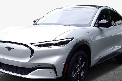 Ford Mustang Mach-E 9.477 km 35.950 &euro; Frankfurt 60386