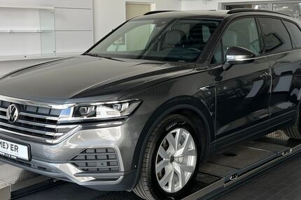 VW Touareg 53.515 km 42.889 &euro; Tostedt 21255