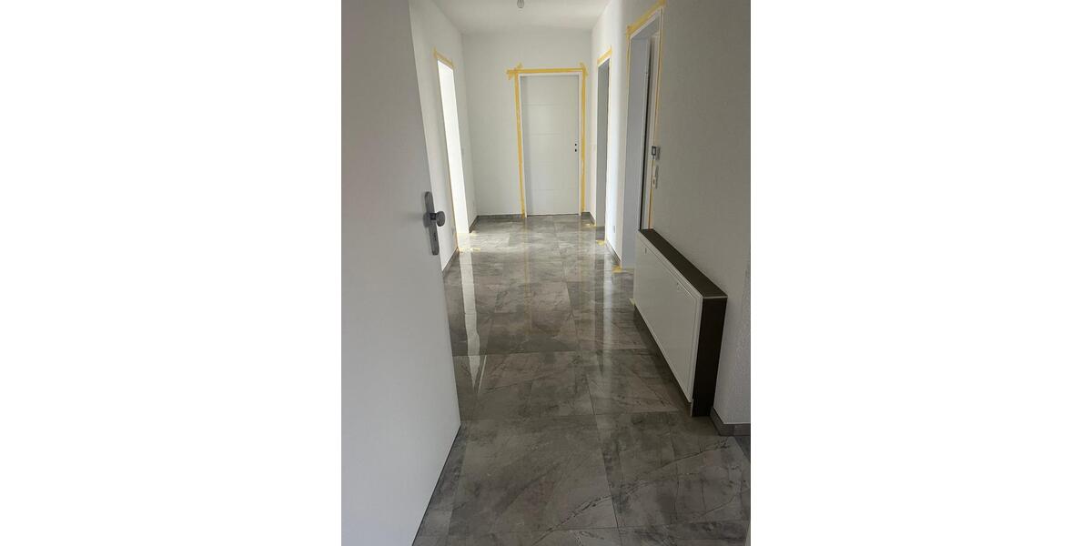 Etagenwohnung Langenau - 3 Zimmer, 97 m&sup2;, 1.250&euro; | Angebot:25810268