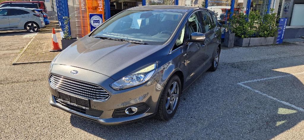 Ford S-Max 116.000 km 15.900 &euro; Unterhaching 82008