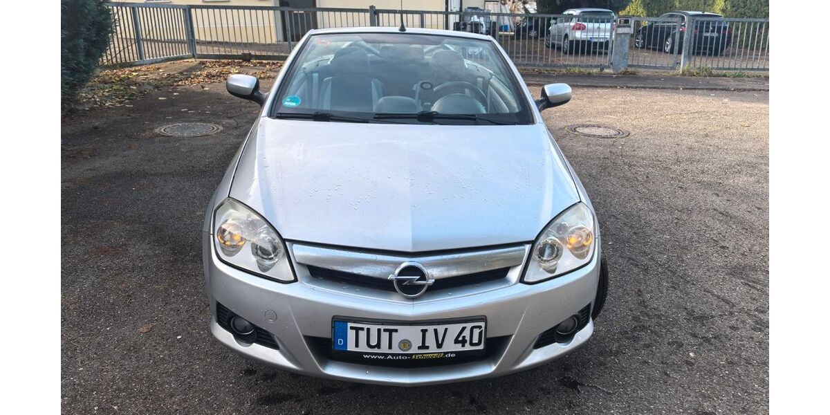 Opel Tigra 125.000 km 1.900 &euro; Tuttlingen 78532