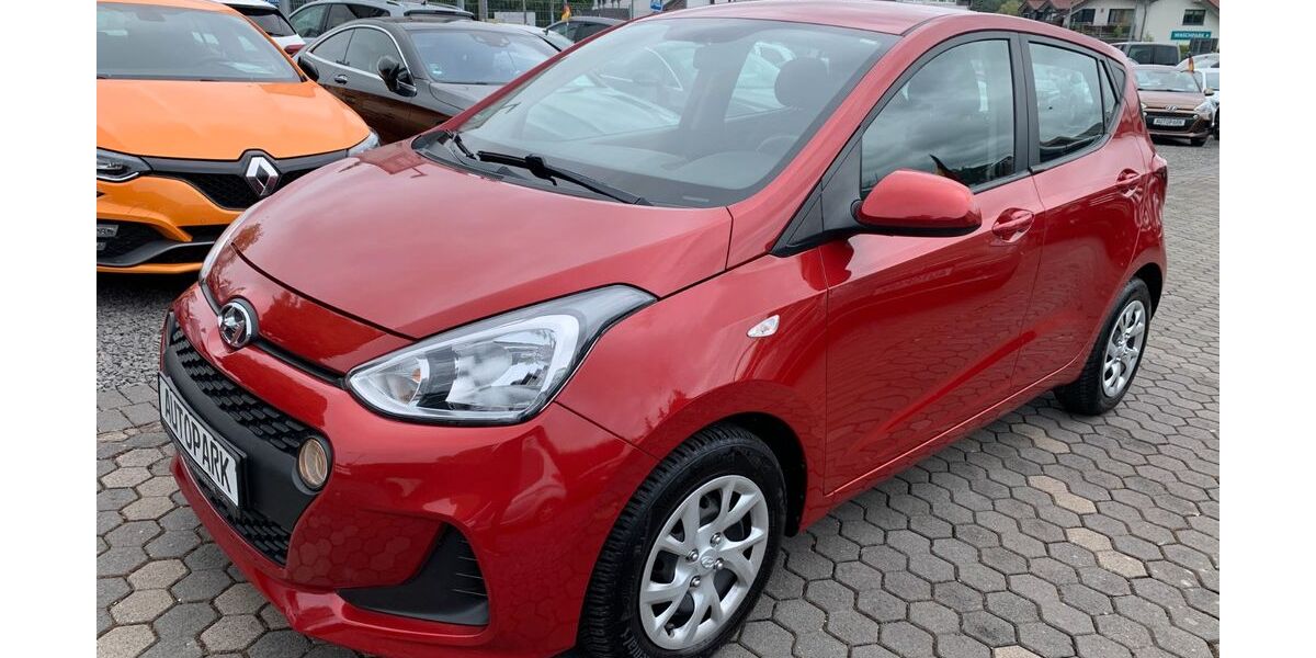 Hyundai i10 66.676 km 8.499 &euro; Mechernich/Kommern 53894