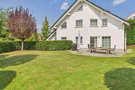 Weitläufiges und top gepflegtes Zuhause für anspruchsvolle Familien in ruhiger Lage 7 zimmer