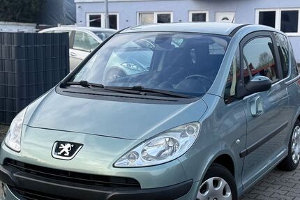 Peugeot 1007 147.000 km 2.950 &euro; Rheinberg 47495