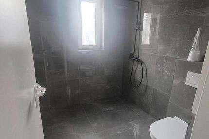 Haus Kirchlengern - 11 Zimmer, 174 m&sup2;, 1.400&euro; | Angebot:26169147