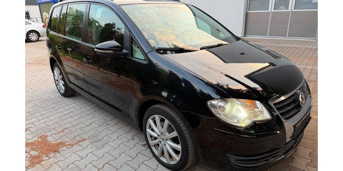 VW Touran 328.076 km 2.100 &euro; Weißenburg 91781