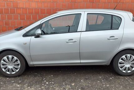 Opel Corsa 176.000 km 2.650 &euro; Karlshöfen 27442