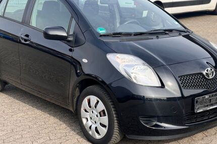 Toyota Yaris 65.750 km 5.450 &euro; Bornheim 53332