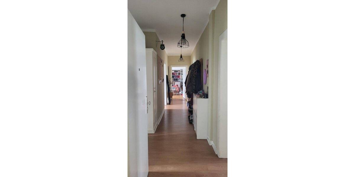 Etagenwohnung Bielefeld Innenstadt - 4 Zimmer, 100 m&sup2;, 1.150&euro; | Angebot:26829460