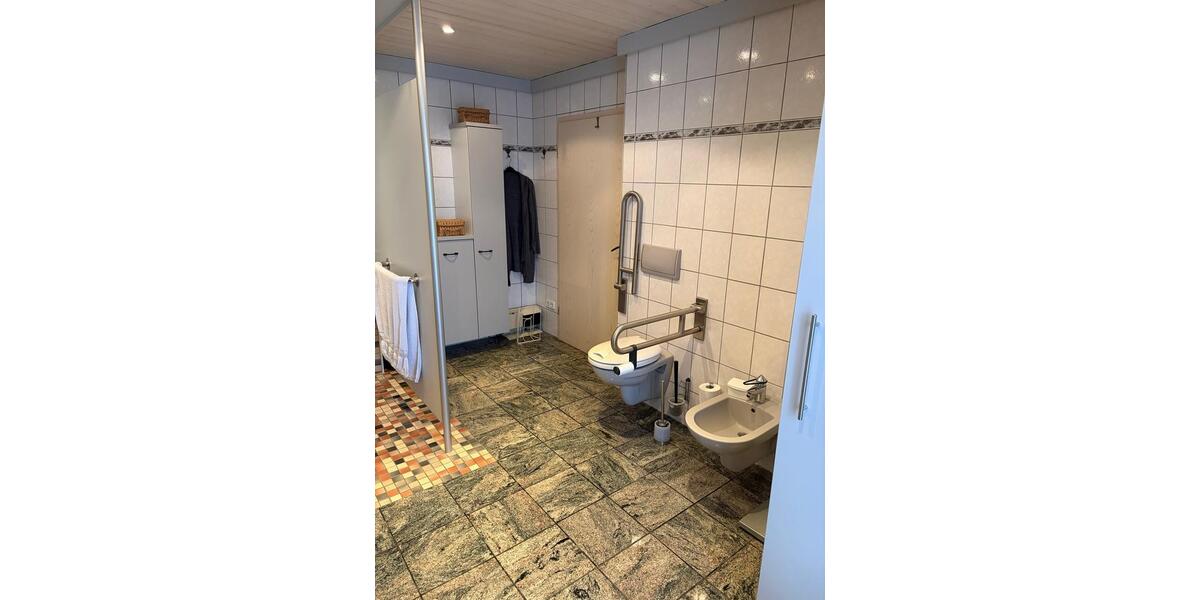 Einfamilienhaus Pfreimd - 1 Zimmer, 300 m&sup2;, 690.000&euro; | Angebot:26640058