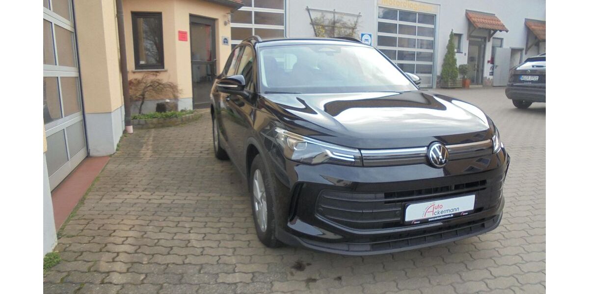 VW Tiguan 18.600 km 32.850 &euro; Hausen 97262