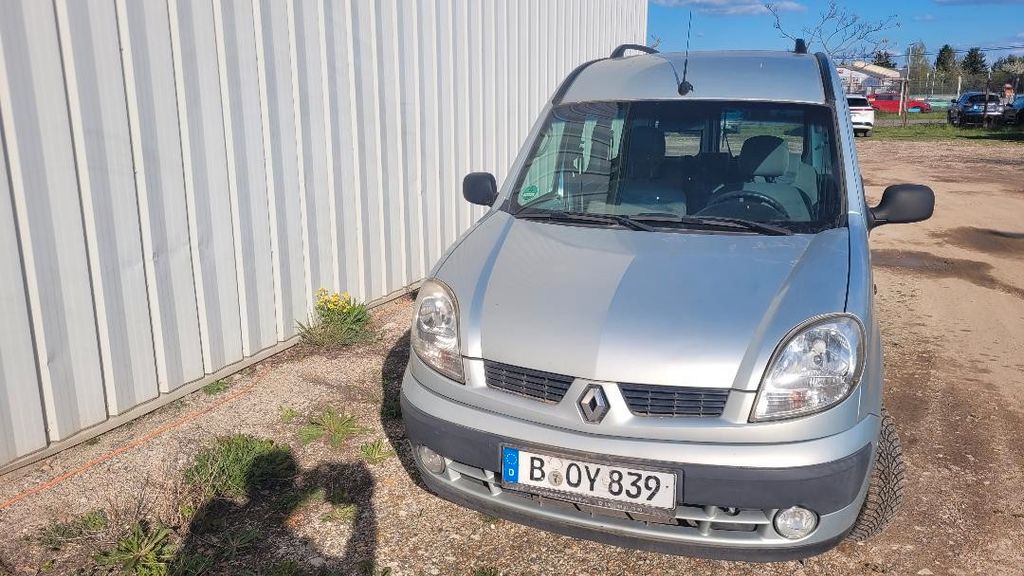 Renault Kangoo 158.117 km 4.444 &euro; Berlin 12679