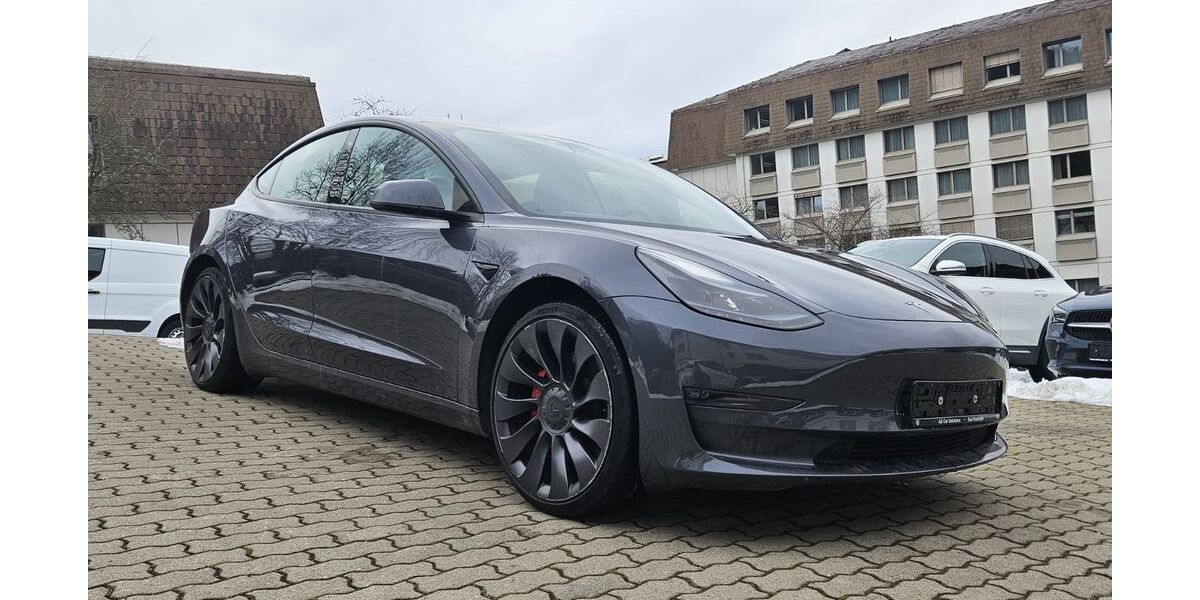 Tesla Model 3 88.750 km 28.950 &euro; Bad Kissingen 97688