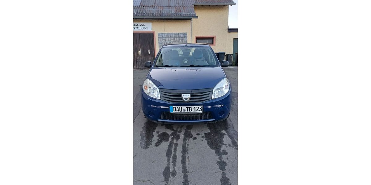 Dacia Sandero 70.000 km 1.499 &euro; Gönnersdorf bei Gerolstein 54584
