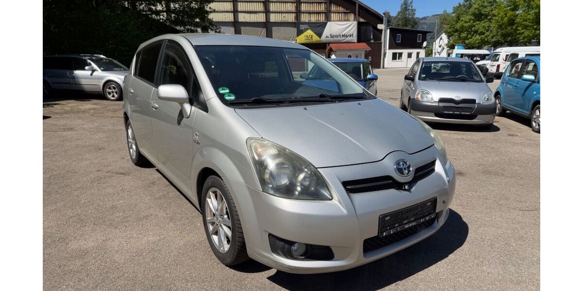 Toyota Corolla Verso 285.000 km 2.200 &euro; Sonthofen 87527
