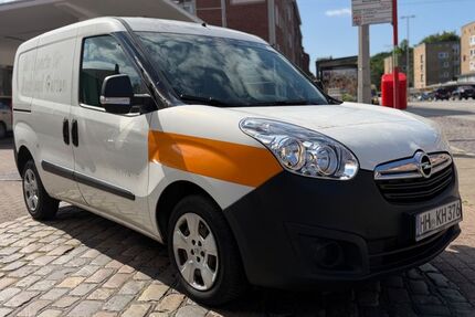 Opel Combo 235.119 km 4.272 &euro; Hamburg 22111
