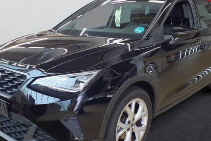 Seat Arona 8.430 km 25.440 &euro; Wackersdorf 92442