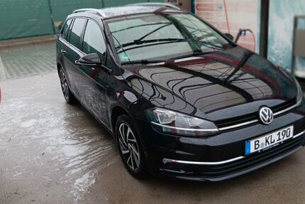 VW Golf 180.000 km 8.500 &euro; Berlin 13053