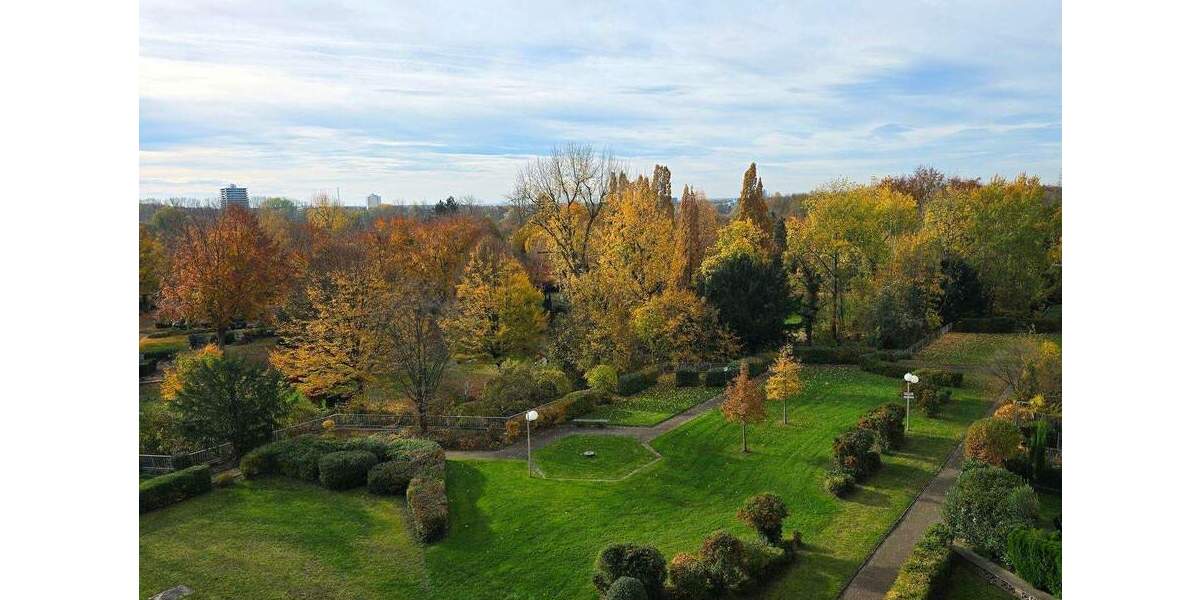 Etagenwohnung Köln Westhoven - 3 Zimmer, 96 m&sup2;, 1.400&euro; | Angebot:25568412