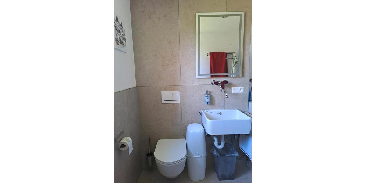 Einfamilienhaus Buttenwiesen - 5 Zimmer, 130 m&sup2;, 1.600&euro; | Angebot:25293846