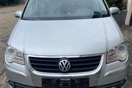 VW Touran 251.800 km 4.500 &euro; Baden-Baden 76530