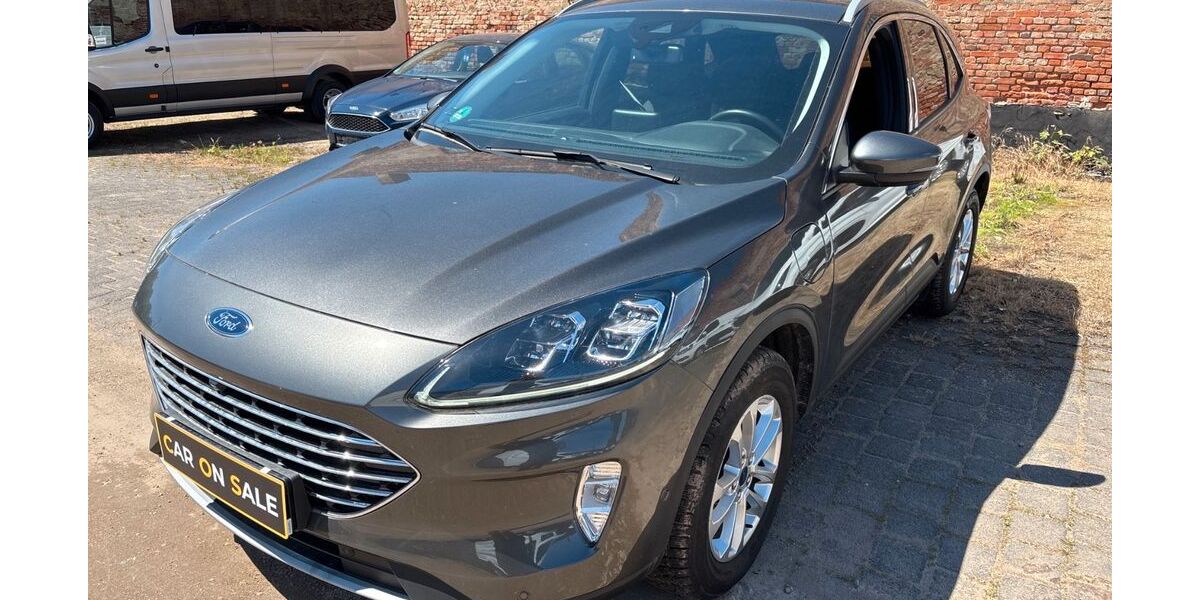 Ford Kuga 49.570 km 22.499 &euro; Bad Kötzting 93444