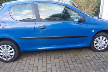 Peugeot 206 82.500 km 950 &euro; Fahrdorf 24857