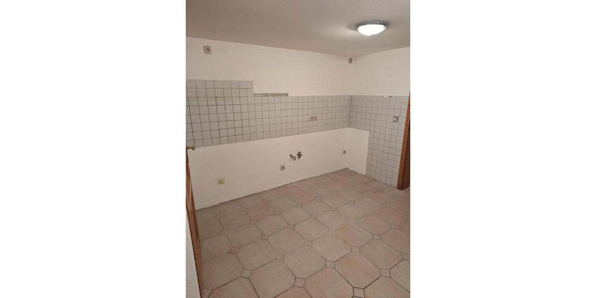 Erdgeschoßwohnung Bad Königshofen im Grabfeld - 3 Zimmer, 70 m&sup2;, 580&euro; | Angebot:24599994