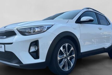 Kia Stonic 48.208 km 15.600 € Villingen Schwenningen 78052