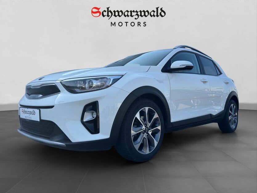 Kia Stonic 48.208 km 15.600 € Villingen Schwenningen 78052