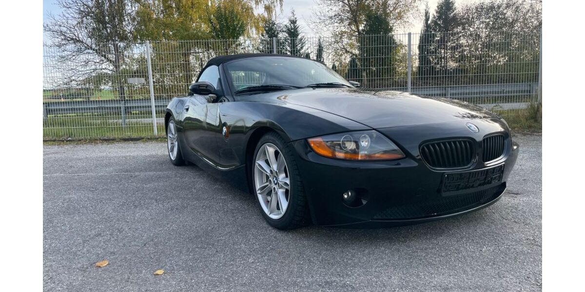 BMW Z4 130.000 km 12.999 € München 81673