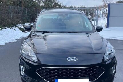 Ford Kuga 79.500 km 18.800 &euro; Krefeld 47809